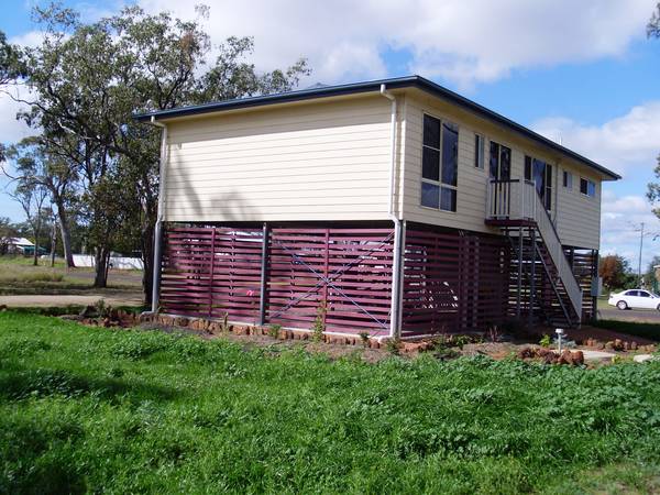 FLYING HIGH IN JANDOWAE Picture