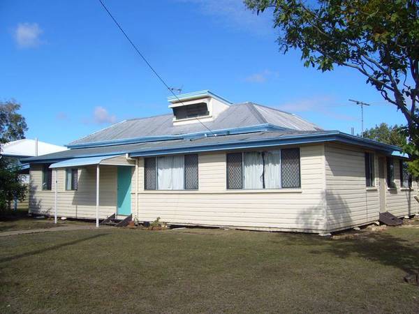 TRIPLE TREAT Picture