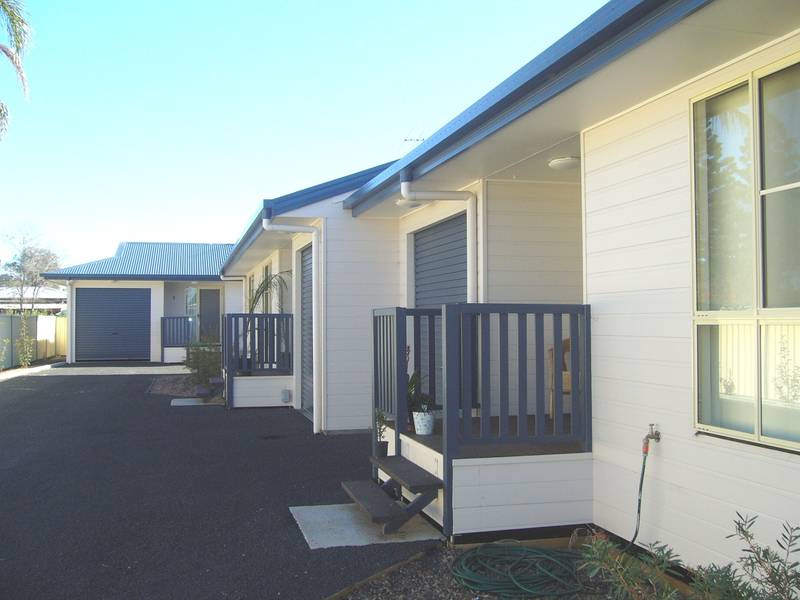 STYLISH AND IN DEMAND Picture 3