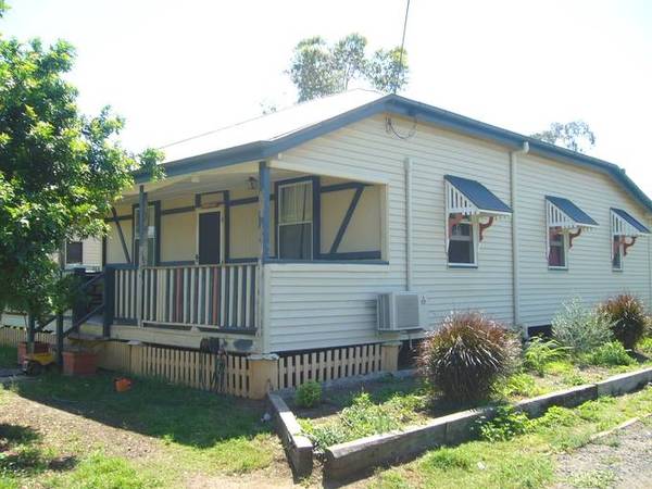 COTTAGE STYLE Picture