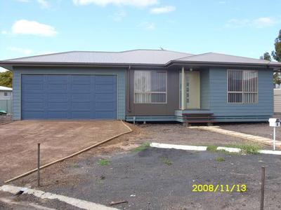 Chalthom Place Picture Chalthom Place Picture