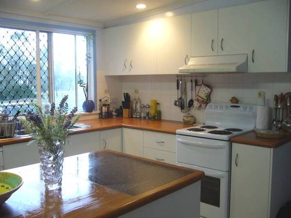 HIGH SET RENTAL Picture 2