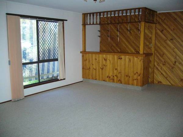 On the Fringe Picture On the Fringe Picture