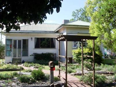 JANDOWAE HOME Picture