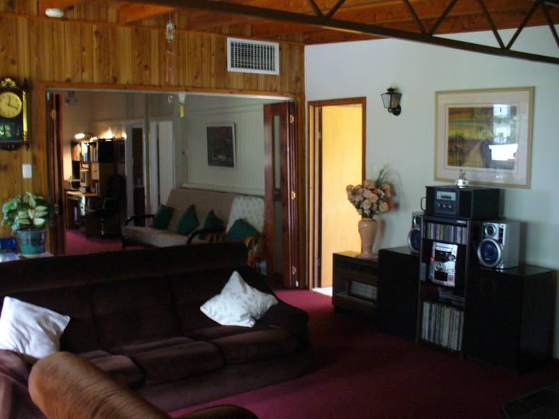 AGEMINMACALISTER Picture 1