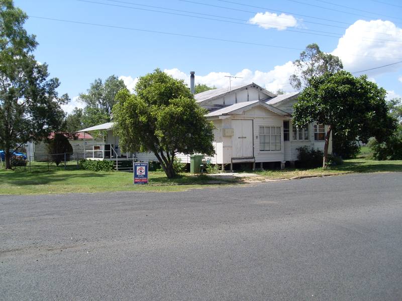 GREAT TO RENOVATE Picture 1