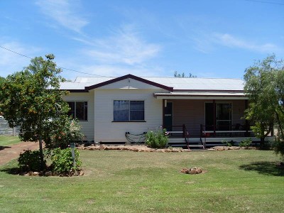 A GEM IN WEST DALBY Picture