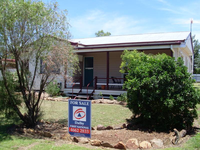 A GEM IN WEST DALBY Picture 2