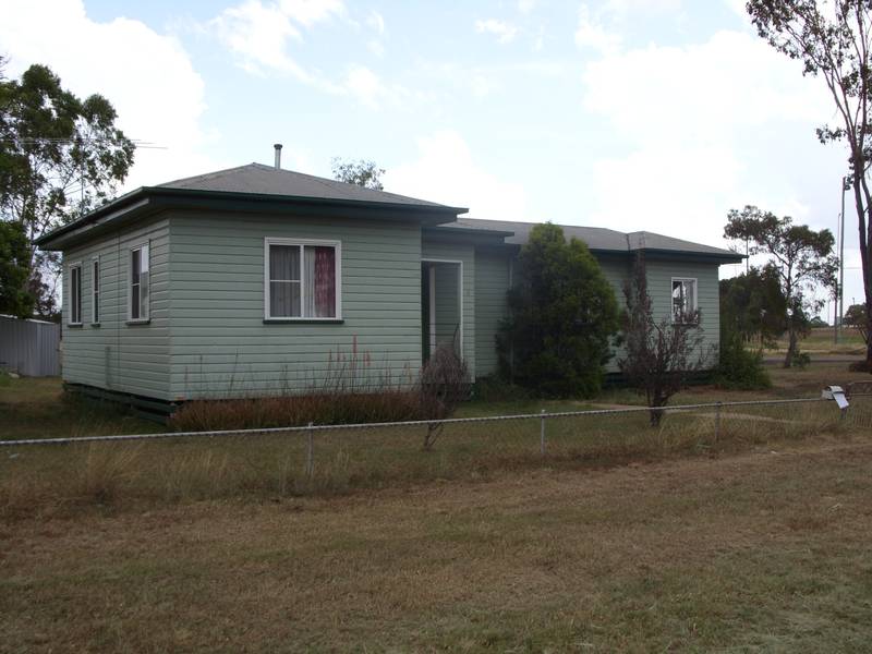 Walk to Sporting Facilities Picture 1