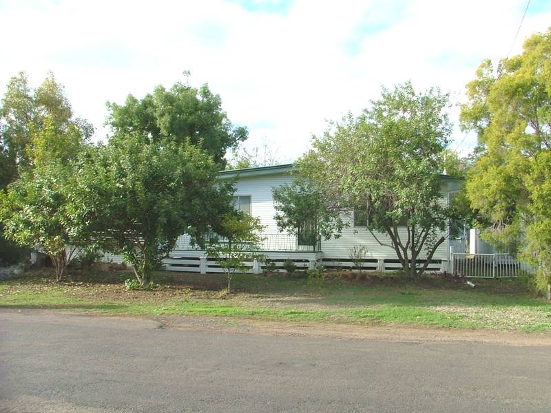 PLACE TO SETTLE FAMILY Picture 3