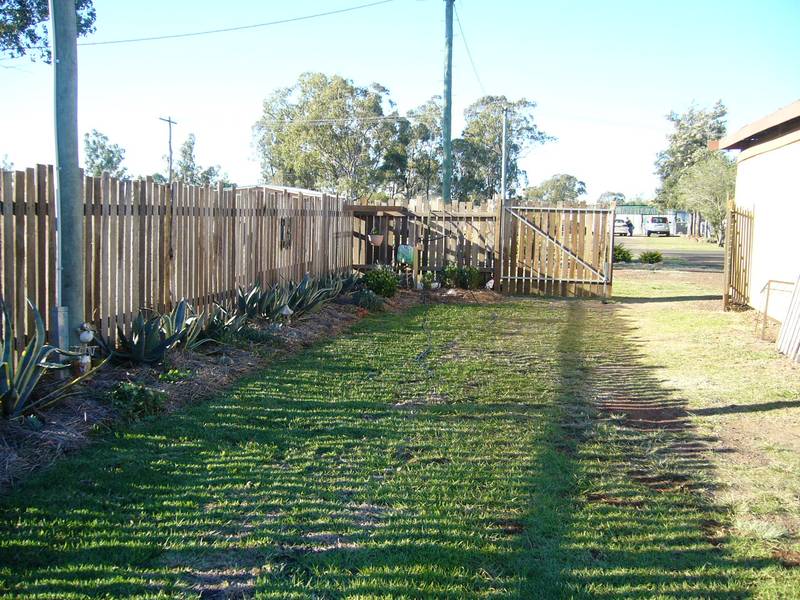 WITH A TOUCH OF FLAIR Picture 2