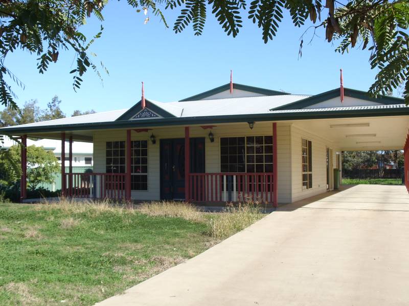 Moreton Street Picture 3