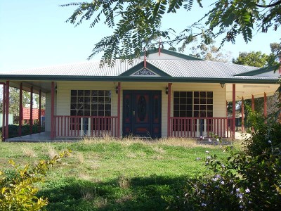 Moreton Street Picture Moreton Street Picture