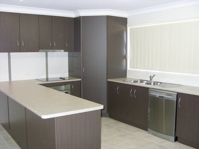 New house in cul de sac Picture 2