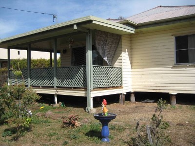 HIGHWAY FRONTAGE Picture