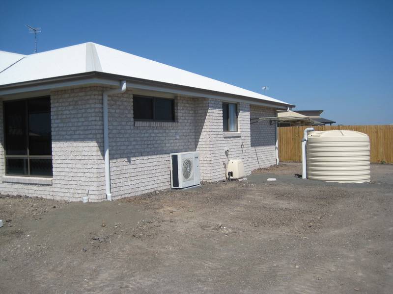 LONE PINE ESTATE Picture 2