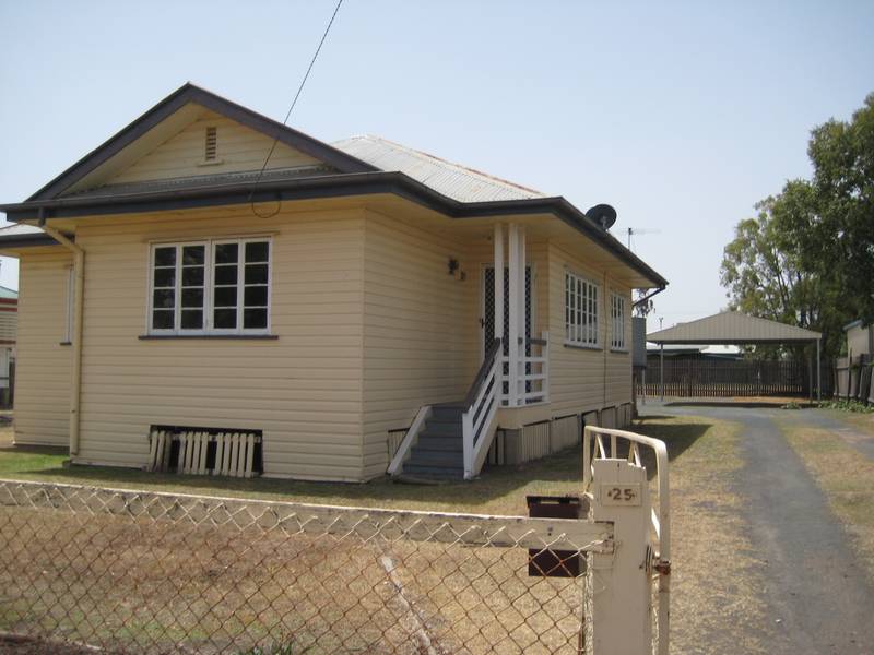 REALLY QUITE ROOMY Picture 3