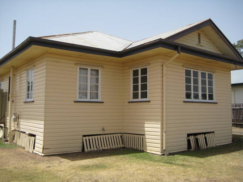 REALLY QUITE ROOMY Picture 2