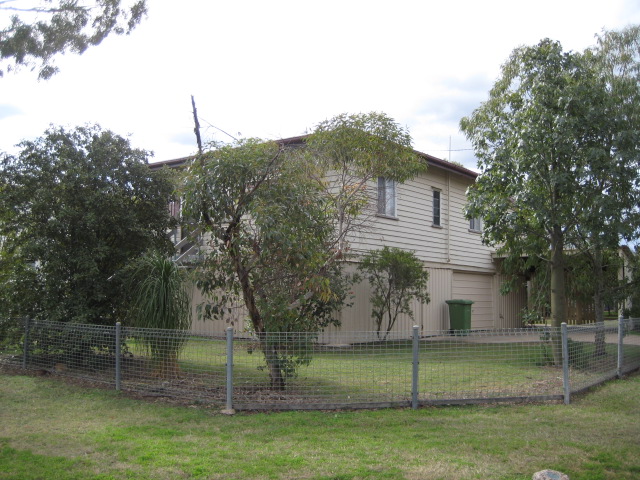 RISING HIGH Picture 3