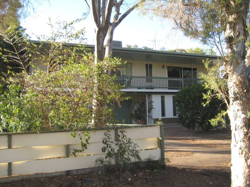 ROOM GALORE Picture 2