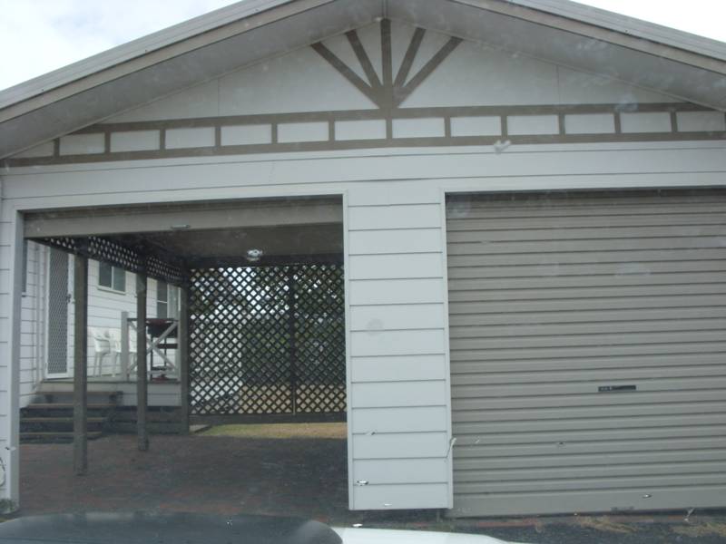 RESIDE IN NORTH DALBY Picture 3