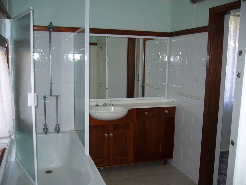 Walk to all town amenities Picture 3