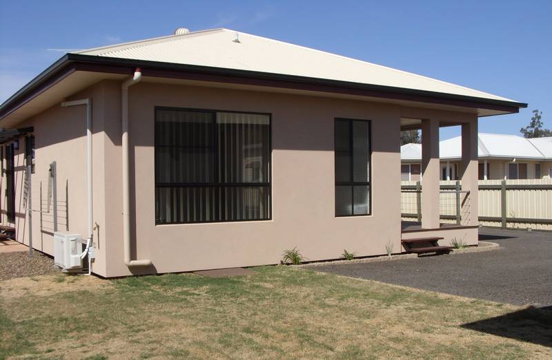 New two bedroom unit Picture 3