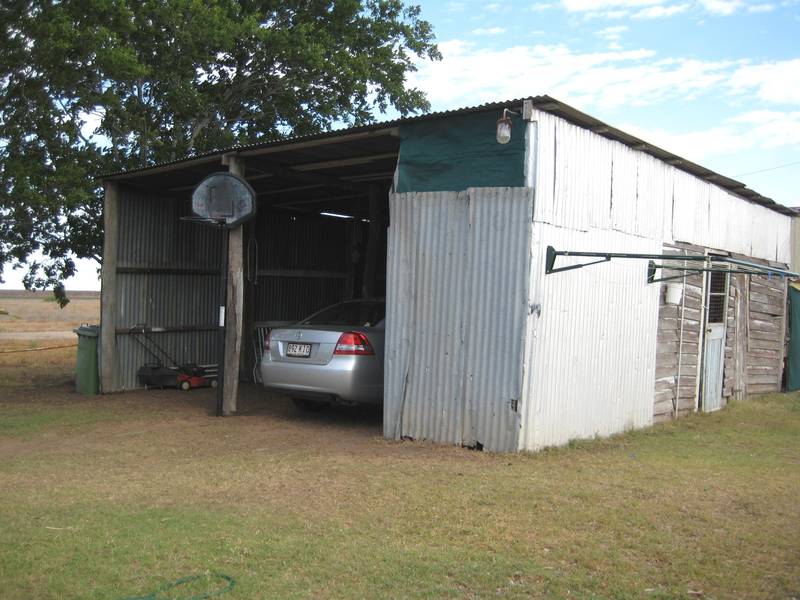 COUNTRY COTTAGE Picture 3