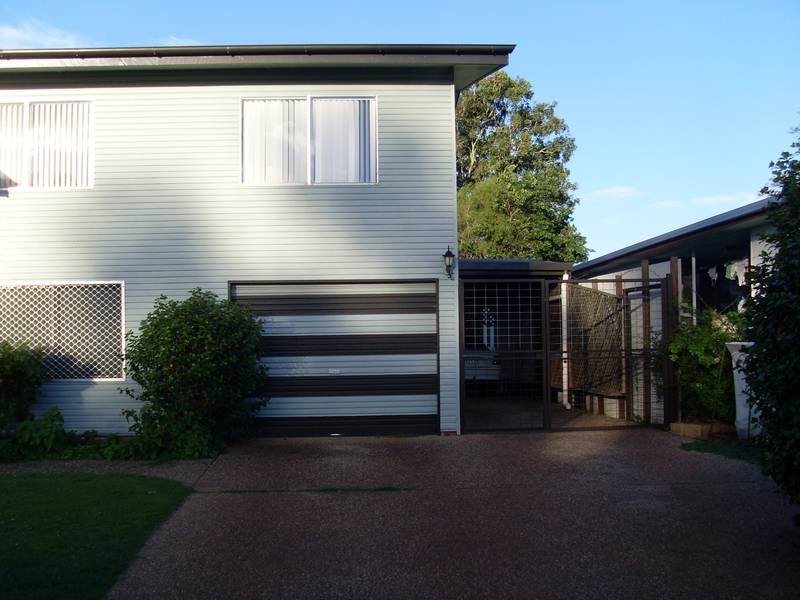 COMFORTABLE AND SPACIOUS Picture 2