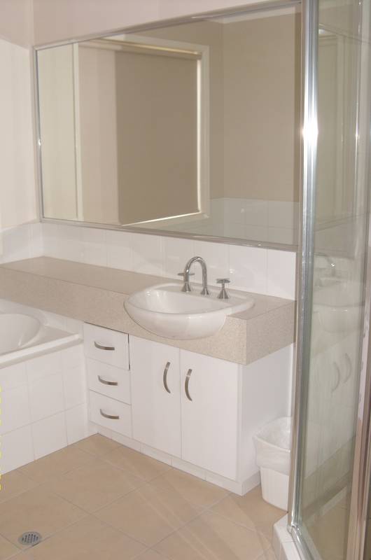 Walk to Golf Course Picture 3