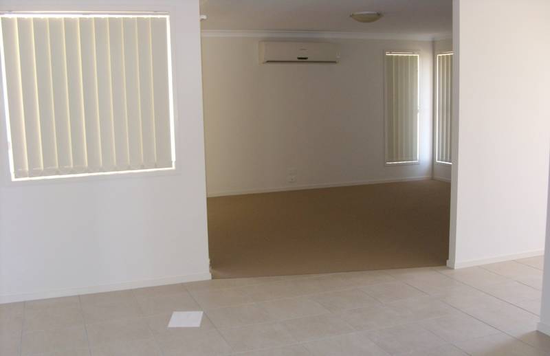 Barry Place Picture 3