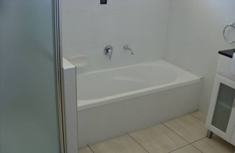 Near New Town House Picture 3