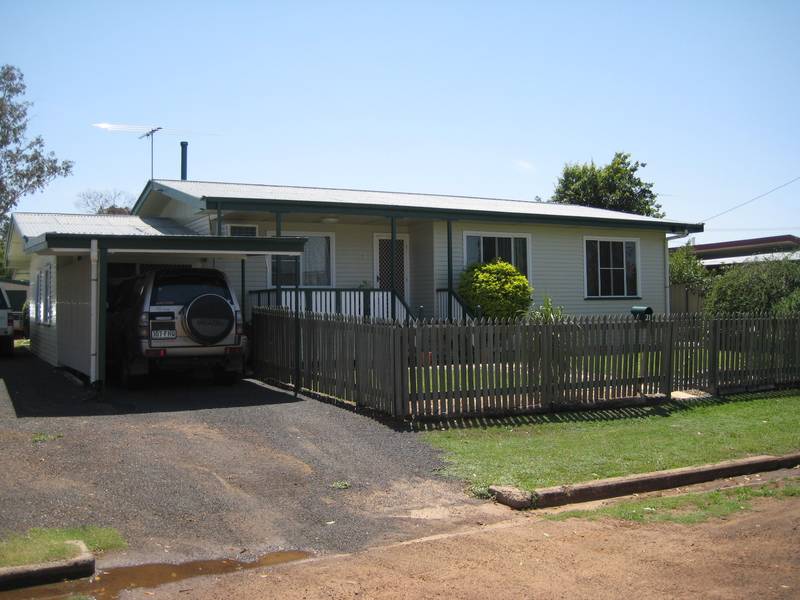 FAMILY FRIENDLY Picture 1