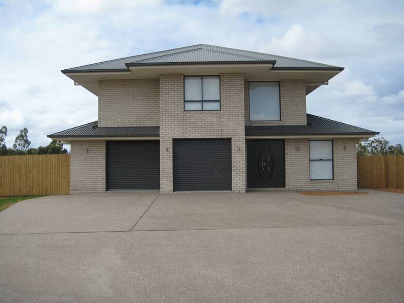 THE HEIGHT OF STYLE Picture 1