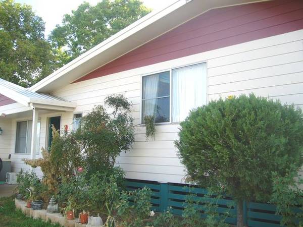 BEST OF BOTH WORLDS Picture 2