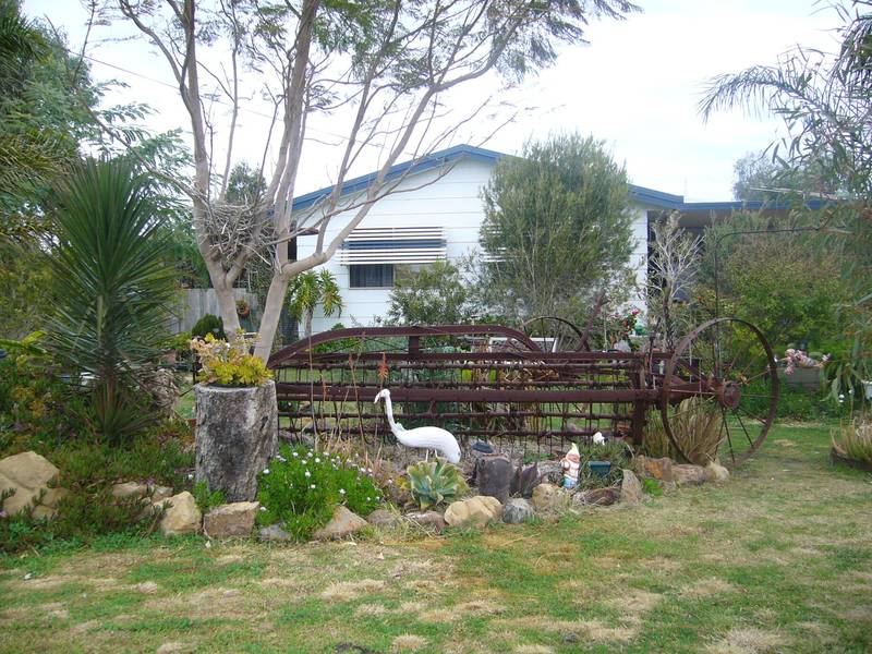 HIDDEN AWAY BUT CLOSE TO EVERYTHING Picture 1