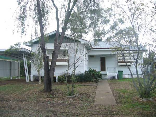 GRAB WITH TWO HANDS Picture 3