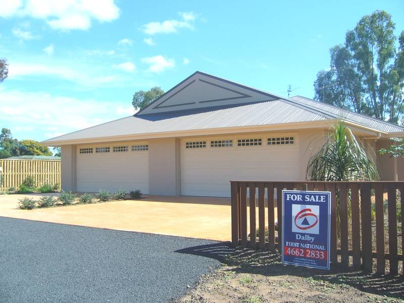ULTRA MODERN DUPLEX Picture 1