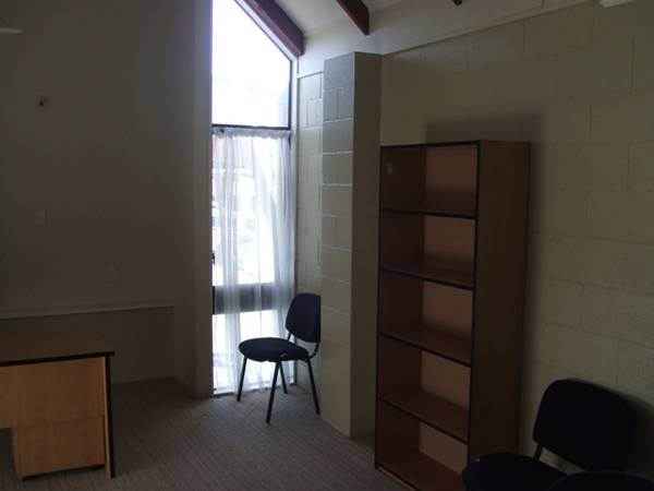 MOTIVATED VENDOR ... Picture 1