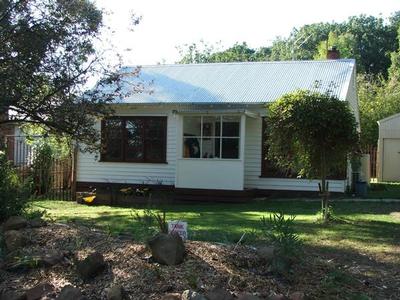 Cute Country Cottage Picture Cute Country Cottage Picture