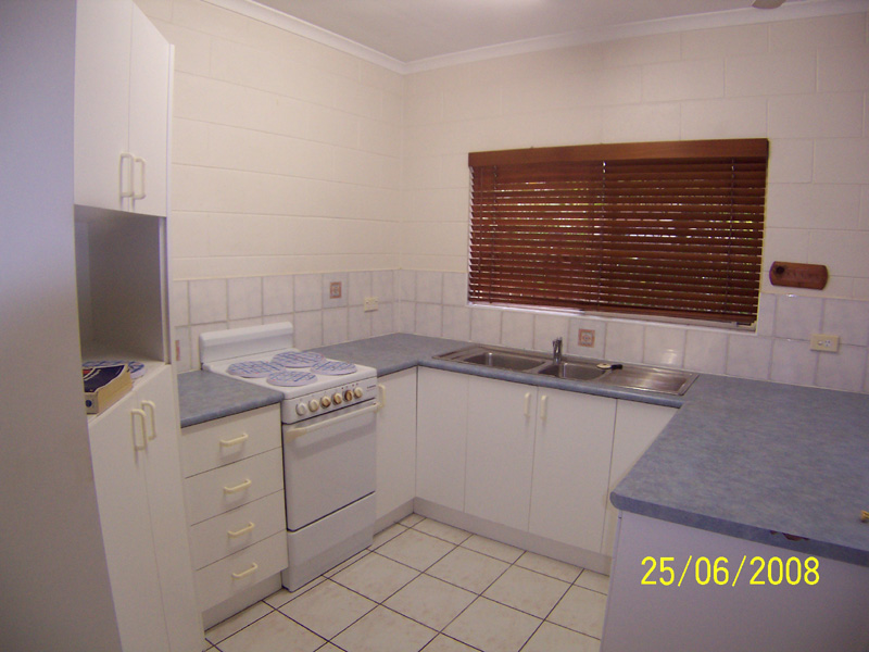 SUPER COTTAGE STYLE WITH POOL Picture SUPER COTTAGE STYLE WITH POOL Picture