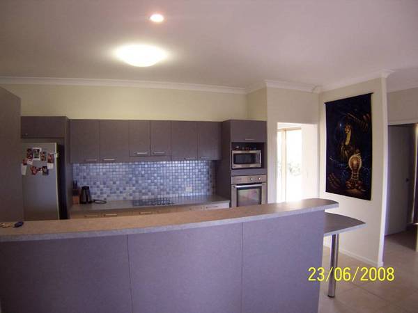 LOOKING GOOD AT A GREAT PRICE Picture 2