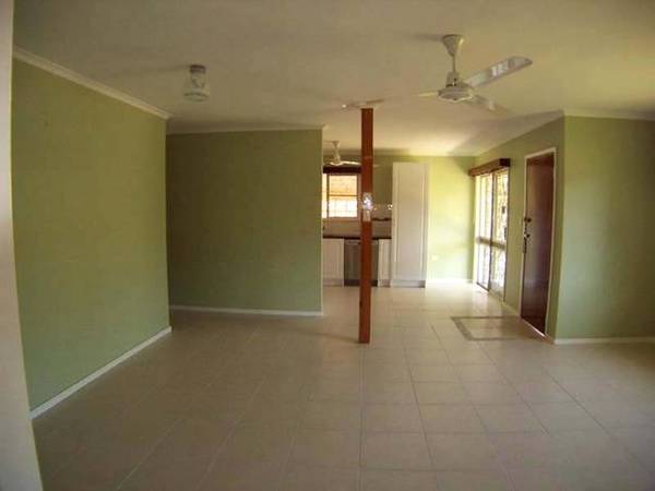 RENOVATED FAMILY HOME Picture