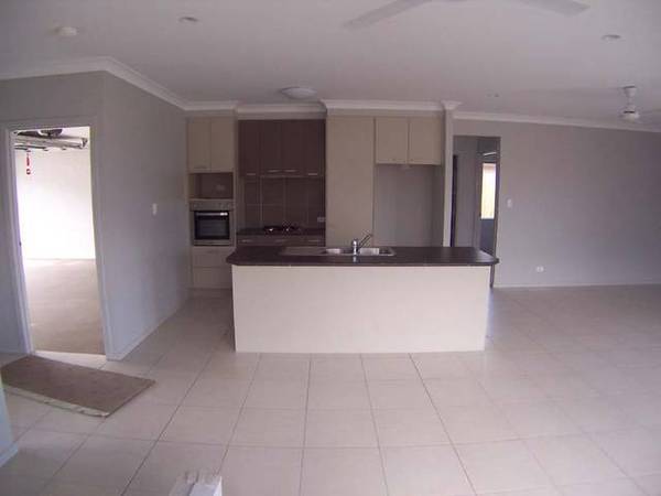 BRAND NEW AND READY TO BE LIVED IN Picture BRAND NEW AND READY TO BE LIVED IN Picture