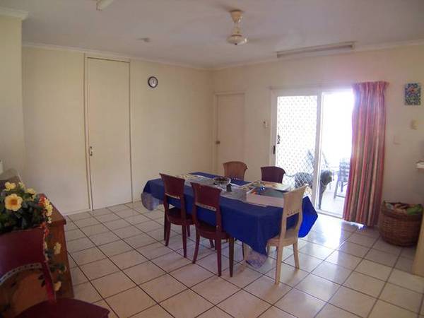 Absolute Brilliant Value Picture