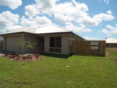 MODERN, SPACIOUS AND CLASSY Picture