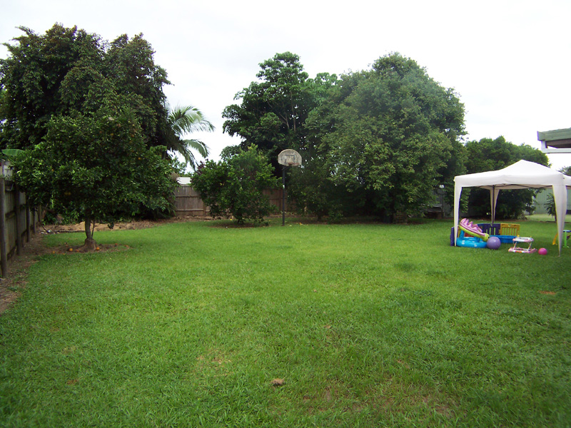 SENSATIONAL RENOVATED FAMILY HOME Picture 3