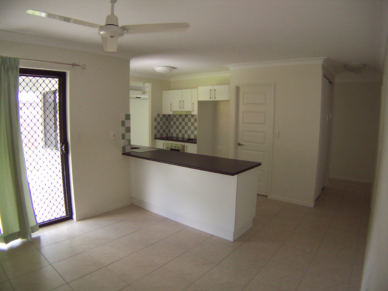 GREAT FAMILY HOME Picture 3