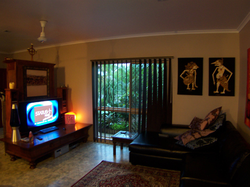 PEACEFUL LIVING Picture