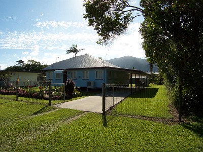 RURAL RETREAT Picture